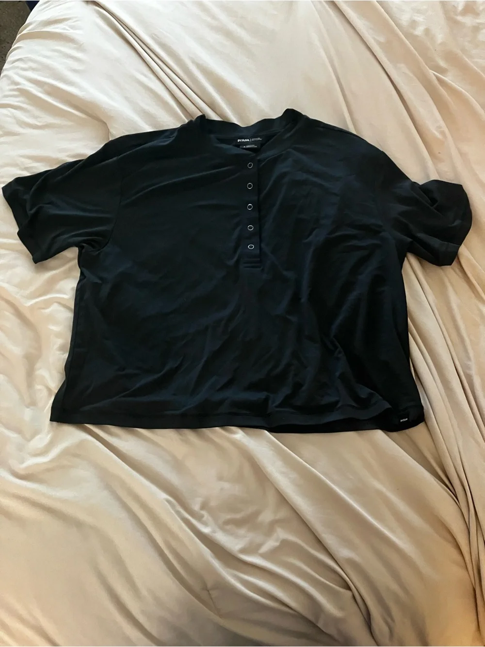 prAna Women's Size S Black Short Sleeve Henley Snap Neck Active Top Stretch Crop - Picture 8 of 16